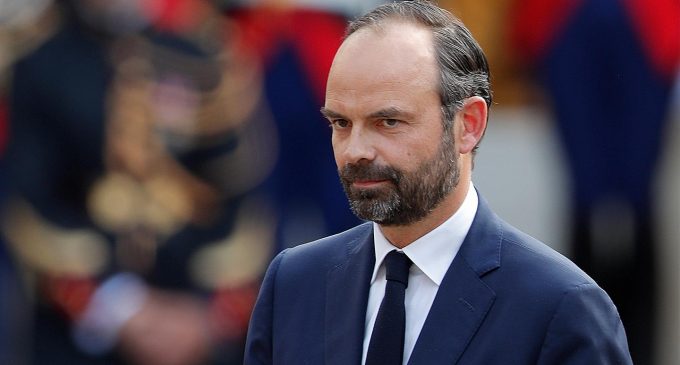 Fransa Başbakanı istifa etti