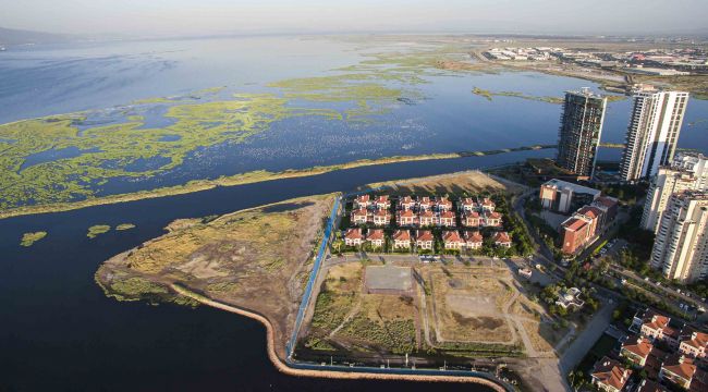 Karşıyaka'dan Mavişehir'deki arsa satışına karşı 'ortak' mücadele!