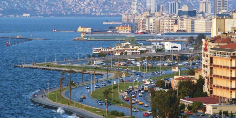İzmir'de 6 ayda kaç ev satıldı? Zirvedeki ilçe rekor kırdı!