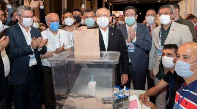 CHP Lideri'nin oy kullandığı sandıktan İzmirli isimlere çıkan oy sayısı belli oldu!