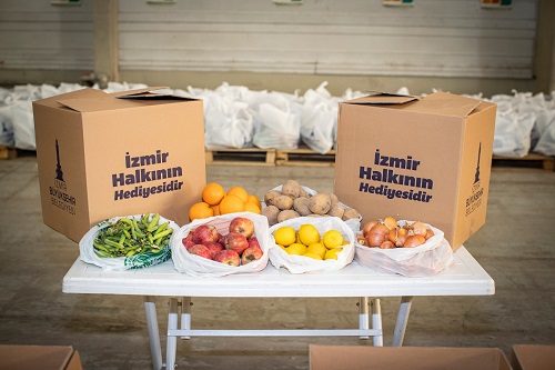 Büyükşehir'de örnek dayanışma: 200 bin gıda paketi hedefi aşıldı