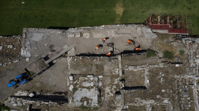 İzmir'de heyecanlandıran keşif: Agora'dan Gmynasium çıktı!