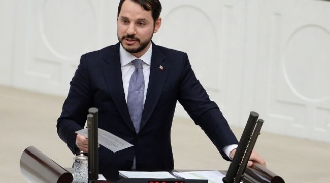 Bakan Albayrak'tan dolar değerlendirmesi: "Dolarla mı maaş alıyorsunuz?"