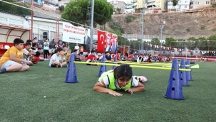 Bayraklı'da 30 Ağustos coşkusu