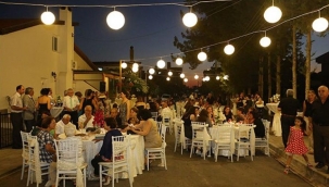 İzmir'de yeni kısıtlamalar: Sokak düğünleri yasaklandı!