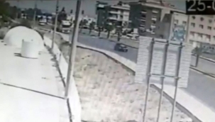 İzmir Menderes'te karşıdan karşıya geçerken korkunç kaza!