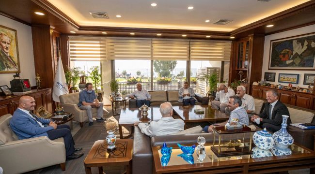 Alevi toplumu yöneticilerinden Başkan Soyer'e önemli ziyaret