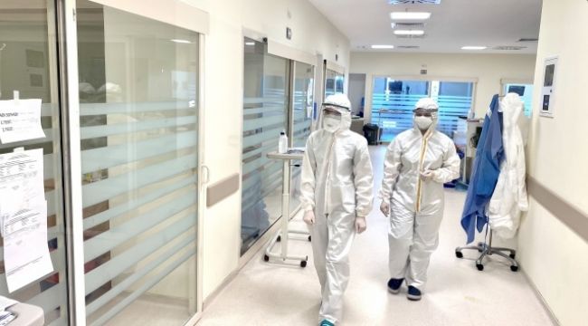 Koronavirüs mücadelesinde doktorlarda ‘tükenmişlik’ başladı, pek çok ilde istifalar geliyor