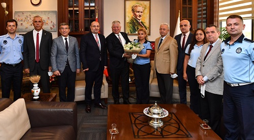 İzmir Zabıta Teşkilatı 64 yaşında!