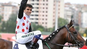 Atını yumruklayan jokey Halis Karataş'ın cezası belli oldu