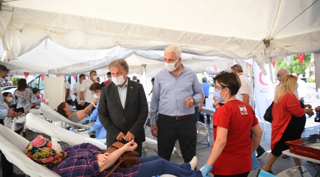 Bornova Belediyesi ve Türk Kızılayı'ndan ortak kampanya