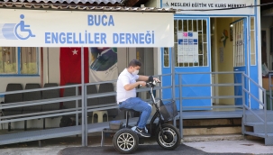 Buca'da engellilere “scooter” ile yol yardım desteği