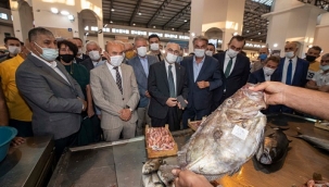 İzmir'de balık sezonu törenle açıldı!