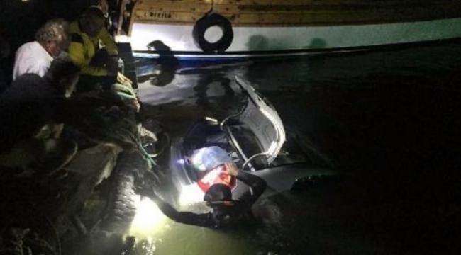 İzmir'de otomobilini denize süren sürücü yaşamını yitirdi