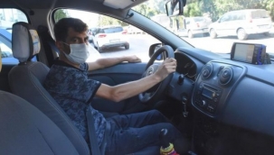 İzmir'de şaşırtan olay... Takside 2,5 kilogram altın unuttu!