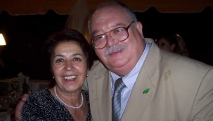 İzmir'in simge ismi Sancar Maruflu 45 yıllık hayat arkadaşını kaybetti