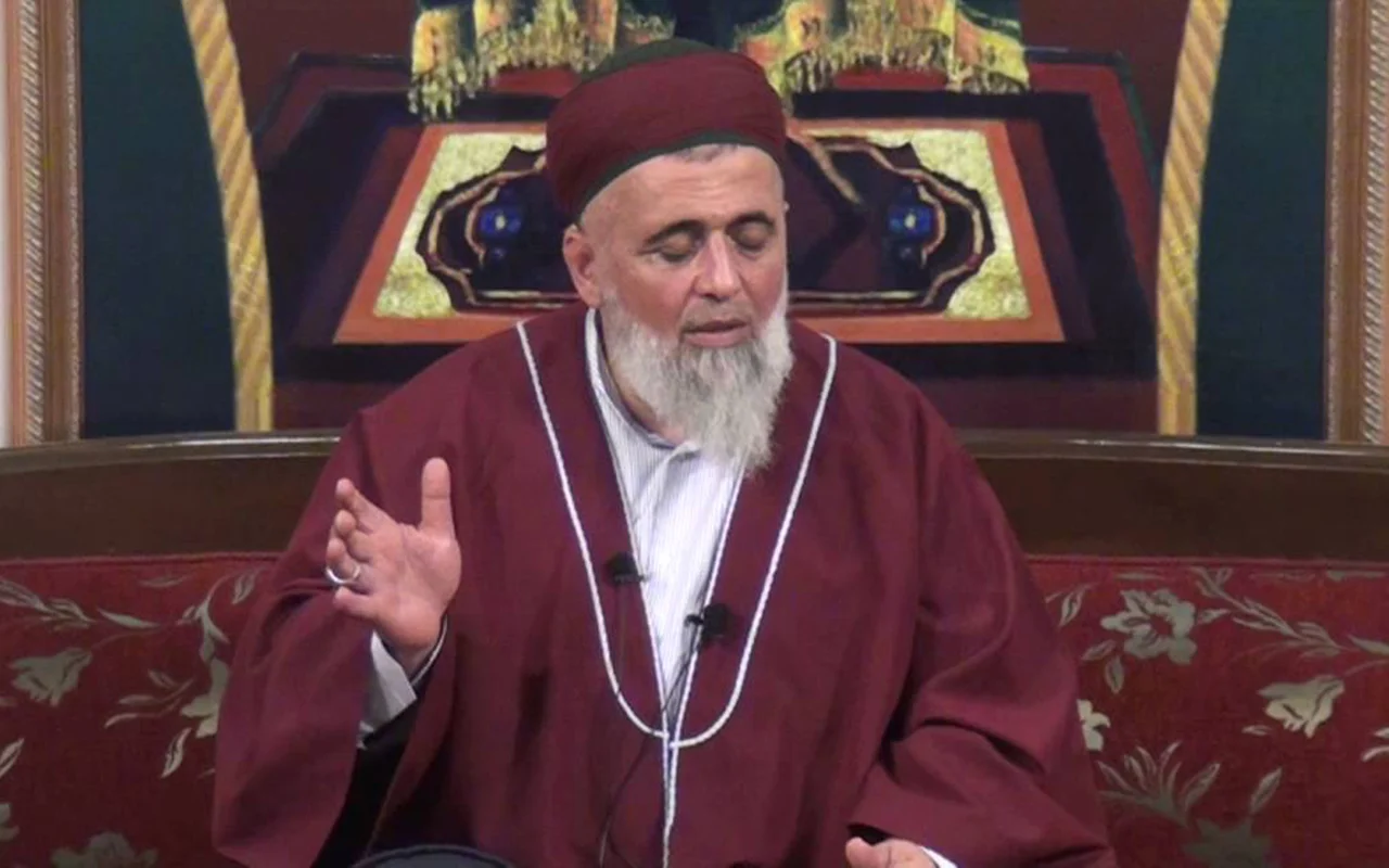 Sapık şeyhle ilgili bir skandal daha! Para teklif etmiş