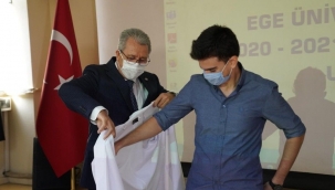 Beyaz önlüklerini giyinip eğitime başladılar