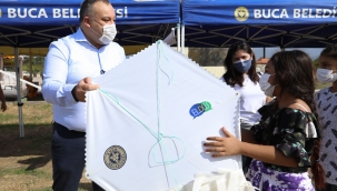 Buca Belediyesi’nden miniklere uçurtma sürprizi 