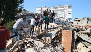 Depremden acı haber; 4 ölü 120 yaralı 