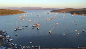 Depremin merkez üssü Seferihisar'da kahreden görüntüler!