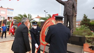 Güzelbahçe'de Cumhuriyet Bayramı Çelenk Töreni!