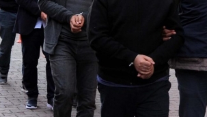 İzmir’de eski emniyet müdürü ve amirine gözaltı!