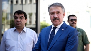 İzmir Emniyet Müdürü Aşkın açıkladı: Sahte alkolün içinden ne çıktı? 