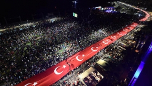 İzmir'in simgesi Fener Alayı'na Valilikten izin yok!