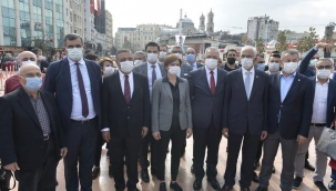 Kaftancıoğlu, Cumhuriyet Bayramı törenini terk etti!