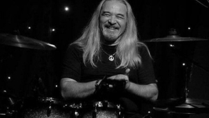 Kurtalan Ekspres'in bateristi Sefa Ulaştır yaşamını yitirdi