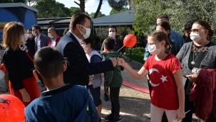Menemenliler Cumhuriyet Bayramı’nda tek yürek oldu