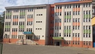 Okulda virüs şoku: 30 öğrenci karantinada