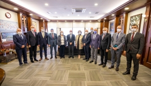 Türkiye Kent Konseyleri Birliği'nden Tunç Soyer'e ziyaret