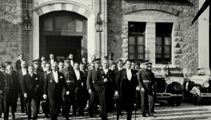 Ünlü isimlerden 29 Ekim Cumhuriyet Bayramı mesajları