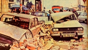 Arşivden fotoğraflarla 'Tarihteki İzmir Depremleri'