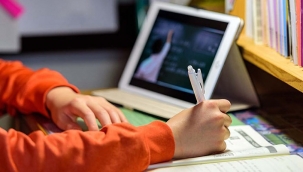 Bakan Selçuk açıkladı: İzmir'de bir hafta daha uzaktan eğitim