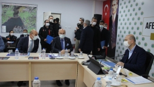 Bakan Soylu'dan İzmir'de değerlendirme ve koordinasyon toplantısı