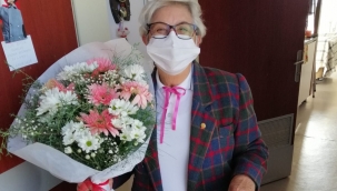 Başkan Soyer’den Öğretmenler Günü çiçeği