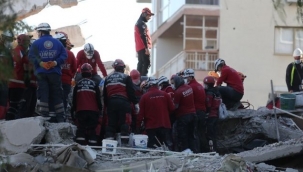 Bayraklı'dan 43 saat sonra gelen acı haber: 2 kişinin cesedi çıkarıldı!