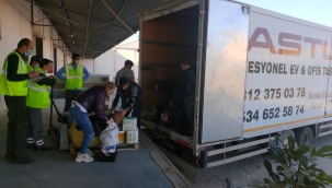 Büyükşehir'den depremzedelere eşya deposu