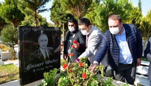 Çiğli’nin Merhum Başkanı Ensari Bulut ölüm yıldönümünde anıldı