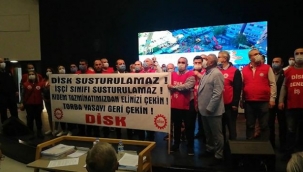 Deprem sonrası toplanan Büyükşehir Meclisi'ne DİSK baskını!
