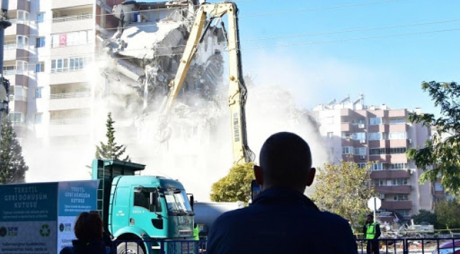 Depremin ardından kritik uyarı! Yıkım çalışmalarında kimyasal tehdit!