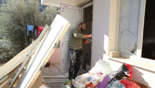 Efes Selçuk’ta sosyal konutlarda tadilat mesaisi!