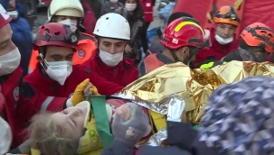 Enkazda mucize: İdil 58. saatte, Elif 65. saatte kurtarıldı