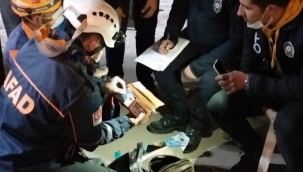 Enkazdan borç listesi ve para çıktı!