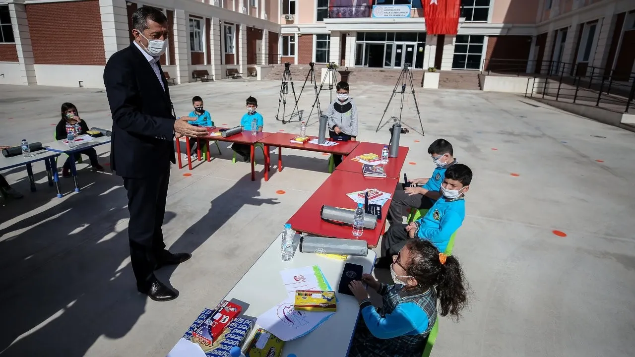 'İzmir'de okullarda kimsenin burnu bile kanamadı'