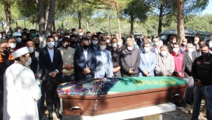 İzmir'de Tsunamide ölen Fatma nine defnedildi!