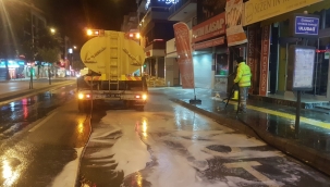 Narlıdere’de virüse karşı gece mesaisi!